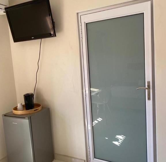 Номер Стандарт, Hush Guest House