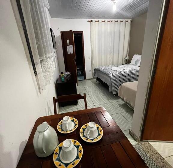 高级三人间, Nova Beco Das Cores Flats E Pousada