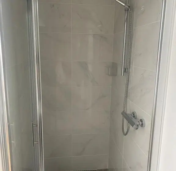 Chambre Deluxe Individuelle, Racecourse View
