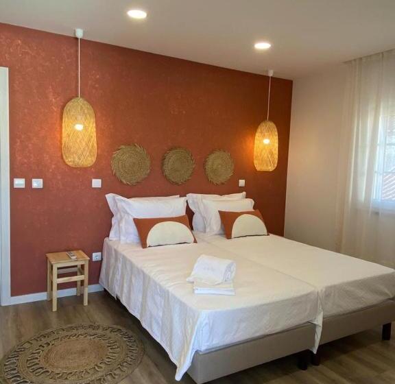 غرفة قياسية, Casa Dos Rosas