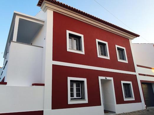 منزل 4 غرف نوم, Casa Dos Rosas