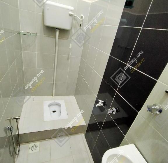سوییت با استخر, Anjung Ara Suites And Roomstays