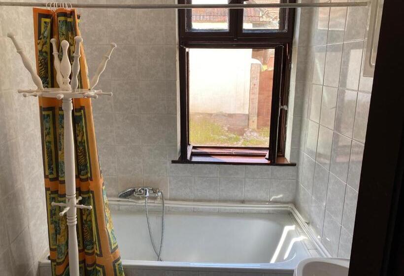 דירת שני חדרים, Sziklakert   életöröm Vendégház