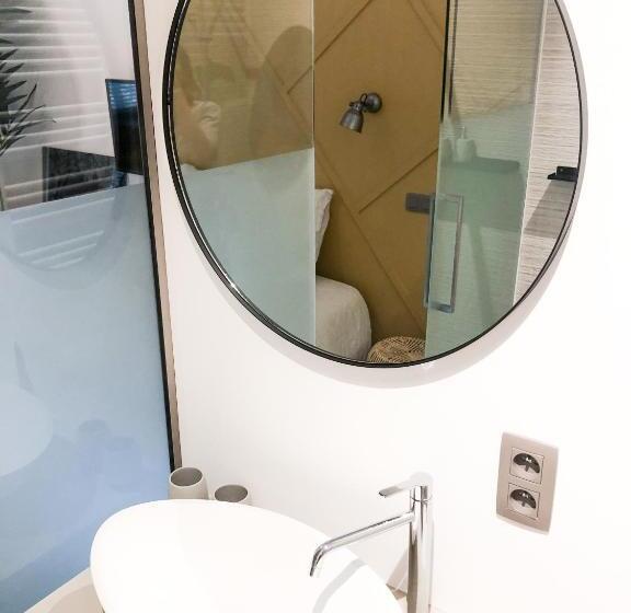 スタンダードルーム, The Oak