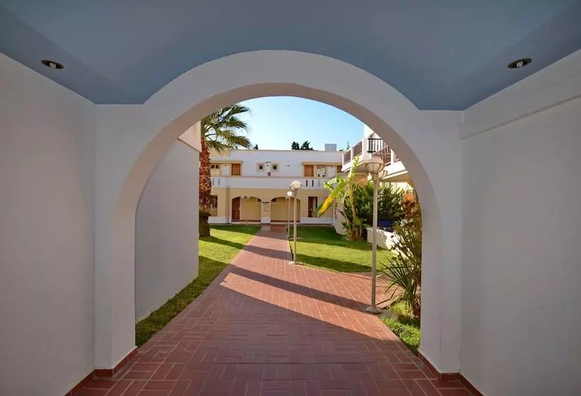 استودیوی استاندارد, Aegean Houses