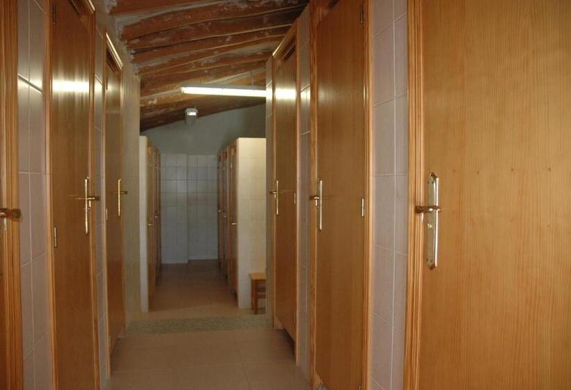 غرفة قياسية, Albergue Ull De Canals