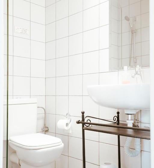 스탠다드 발코니 스튜디오, Athens Studios