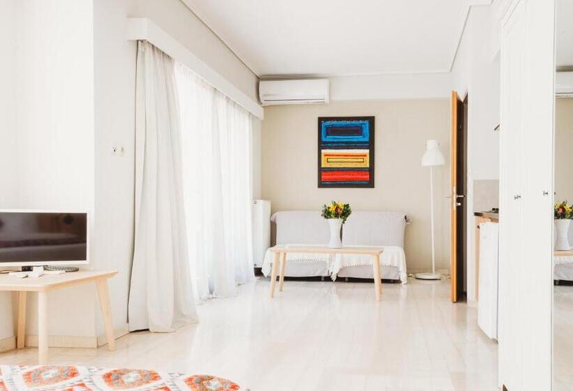 Family studio with balcony, Athens Studios