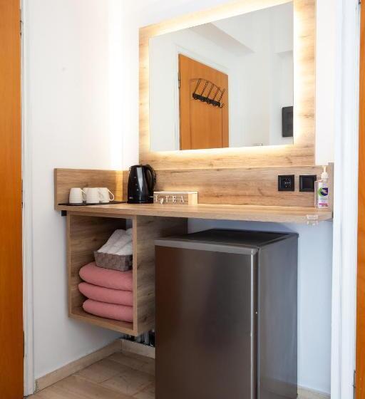 기본룸, Athens Studios