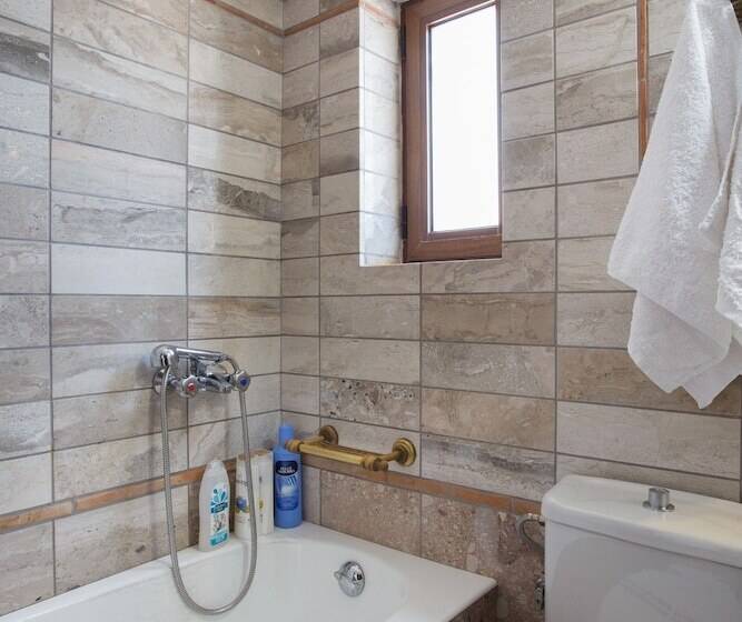 إستوديو سوبيريور, Aktaion