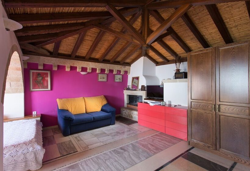 إستوديو سوبيريور, Aktaion