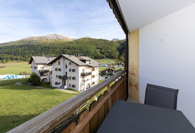 غرفة كومفورت, Allegra