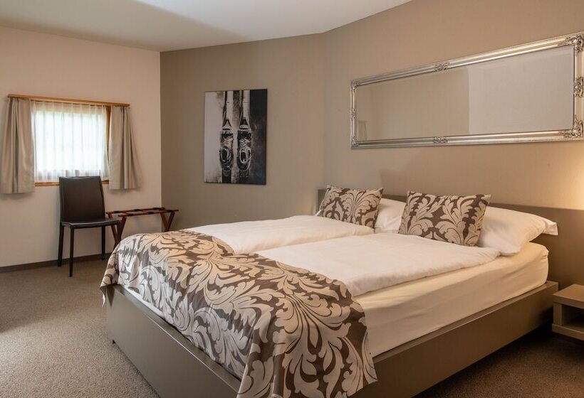 غرفة ديلوكس, Allegra