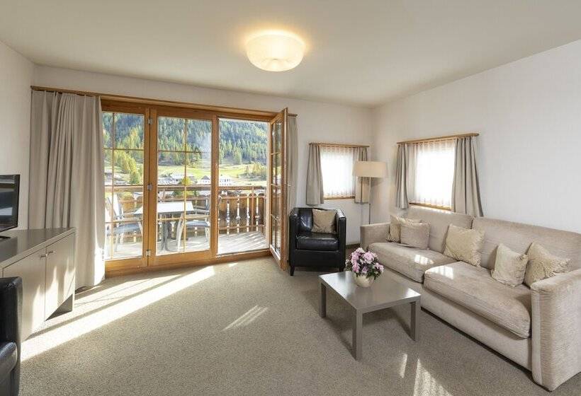 غرفة ديلوكس, Allegra