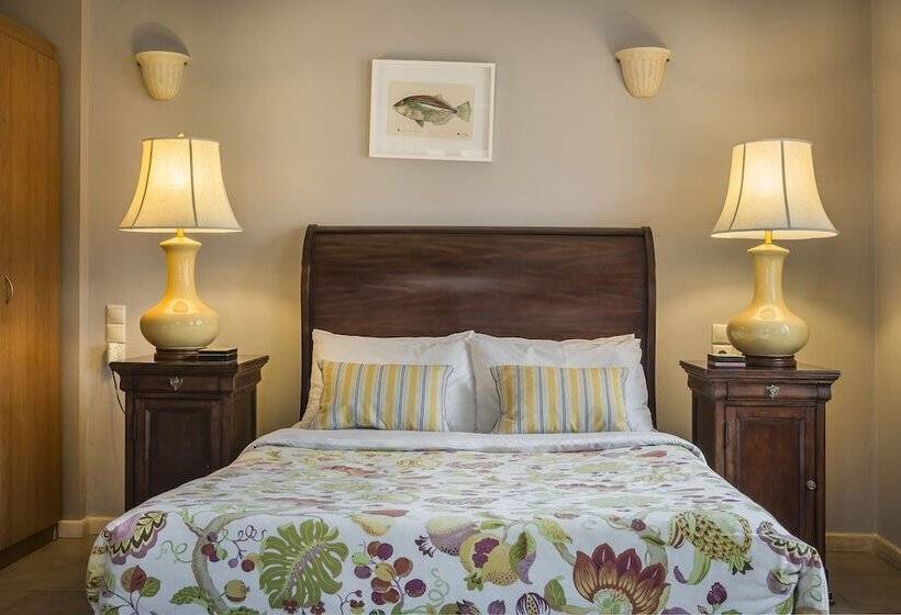 סוויטה, Balhambra Suites  Adults Only