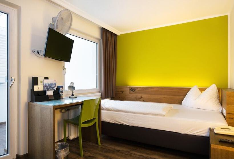 Номер Стандарт Индивидуальный, Basic Hotel Innsbruck