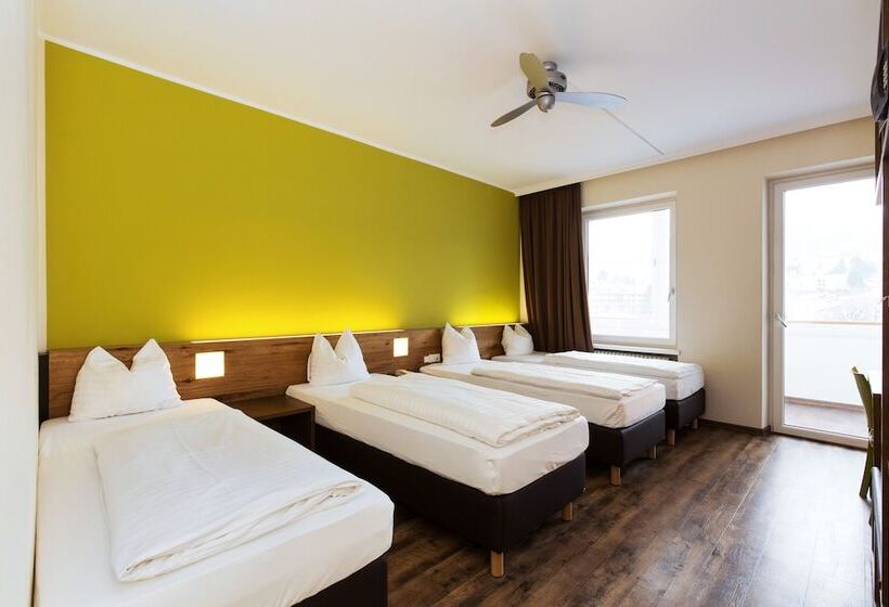 Четырехместный Номер Стандарт, Basic Hotel Innsbruck