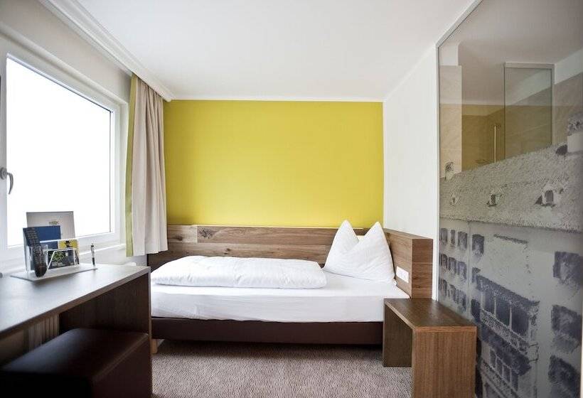 Номер Стандарт Индивидуальный, Basic Hotel Innsbruck