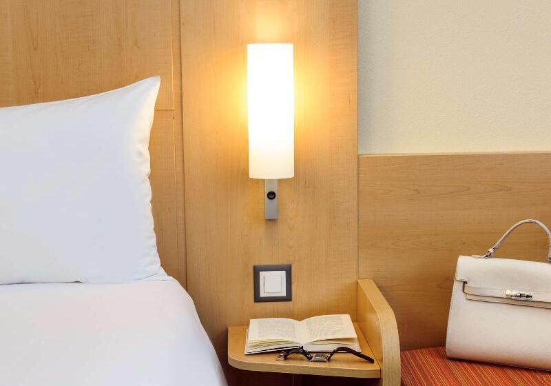 Standard Værelse Dobbeltseng, Ibis Lugano Paradiso