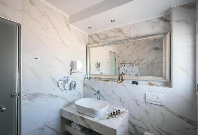 Superior-perhehuone, Matheo Villas & Suites