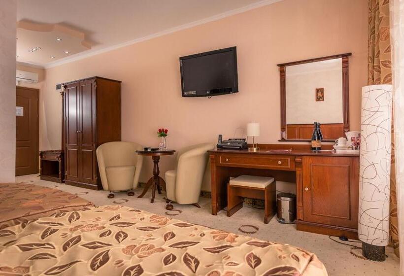 חדר סטנדרט, Palas