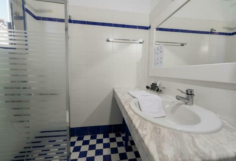 Triple Room Sea View, Penelope Village