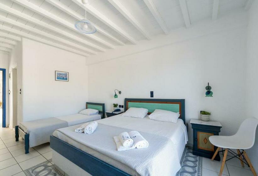 Triple Room Sea View, Penelope Village