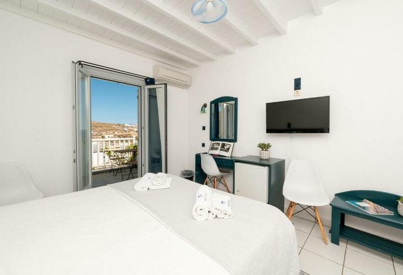 Triple Room Sea View, Penelope Village