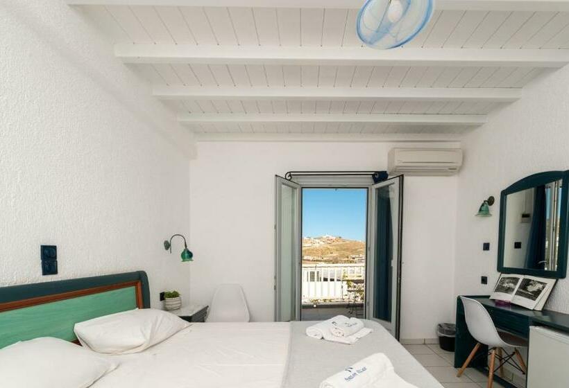 Triple Room Sea View, Penelope Village