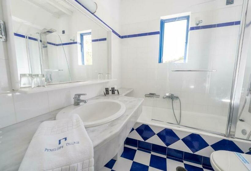 Семейный Номер, Penelope Village