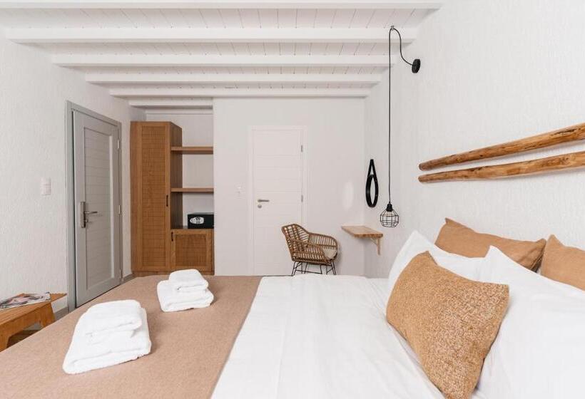 Triple Room Sea View, Penelope Village