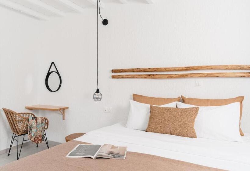 Triple Room Sea View, Penelope Village