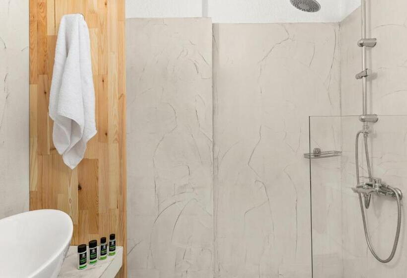 Семейный Номер, Penelope Village