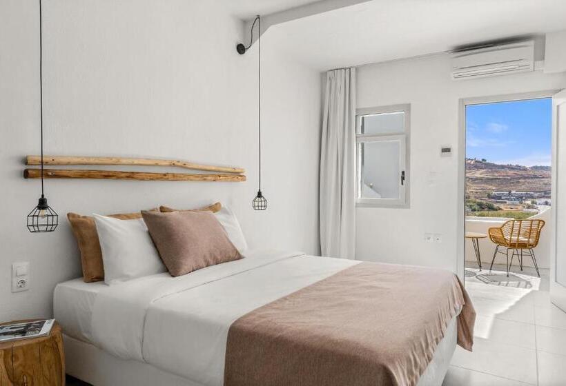 غرفة كومفورت ثلاثية, Penelope Village