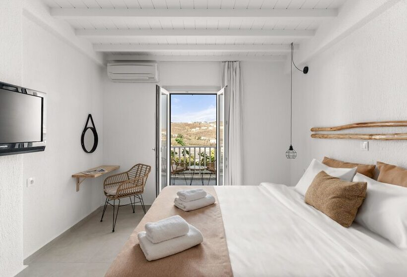 Семейный Номер, Penelope Village