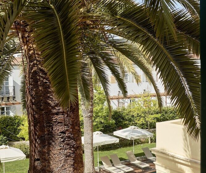 豪华园景房, Poseidonion Grand