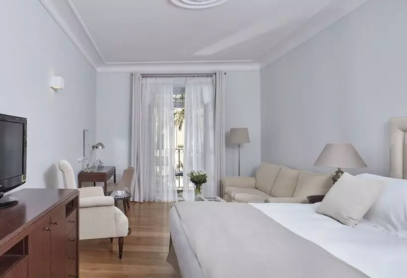 Suite with Pool, Poseidonion Grand