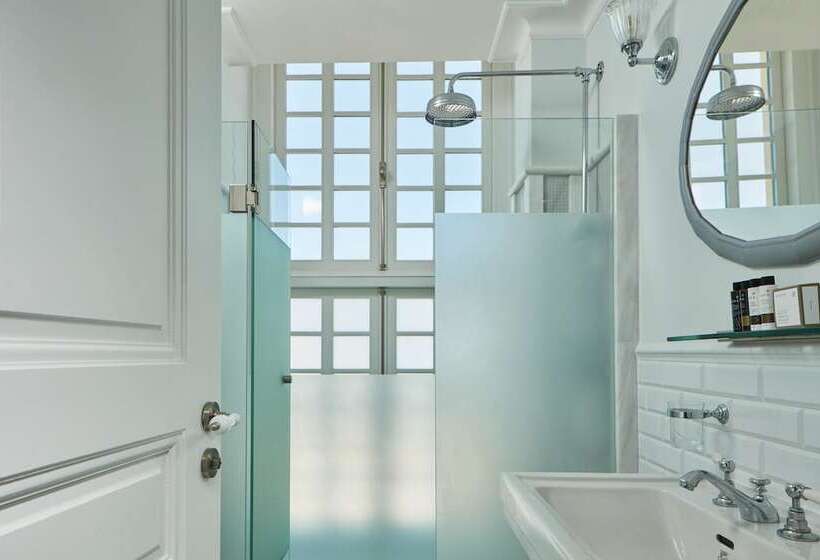 جناح غرفتين نوم, Poseidonion Grand