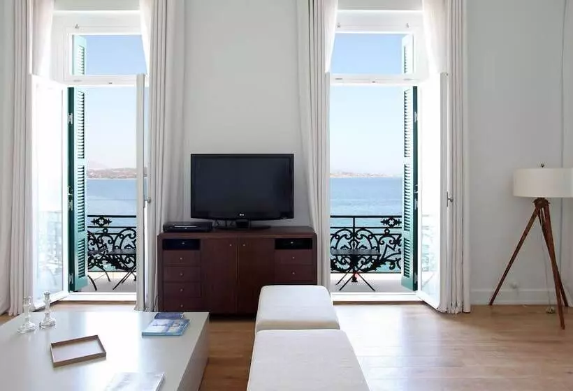 2 Bedroom Suite