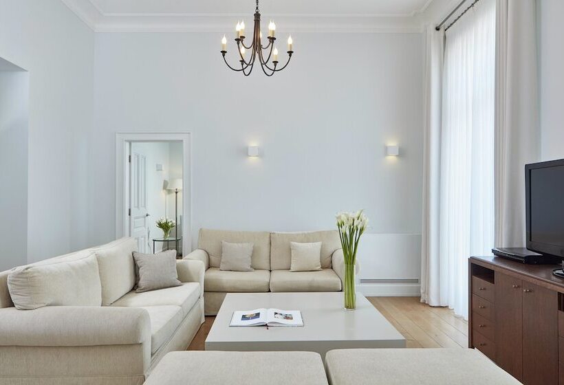 جناح غرفتين نوم, Poseidonion Grand