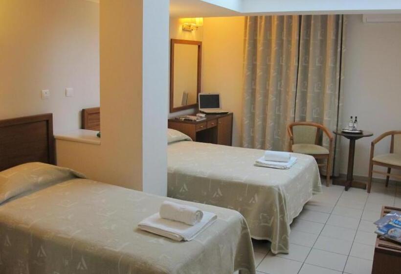 חדר סטנדרט, Solomou Athens