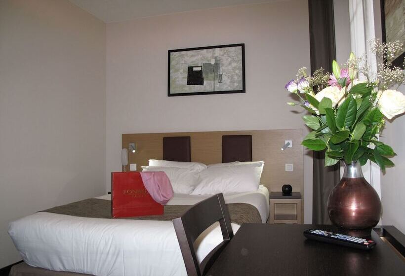 スーペリアールーム, Source