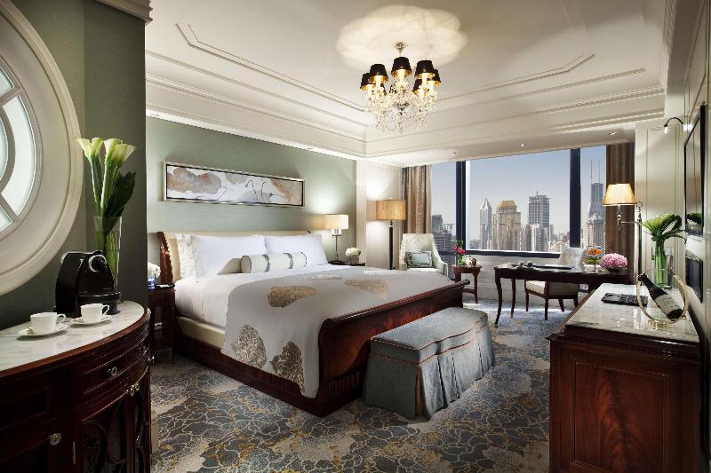 带大床的小型套房, Waldorf Astoria Shanghai On The Bund