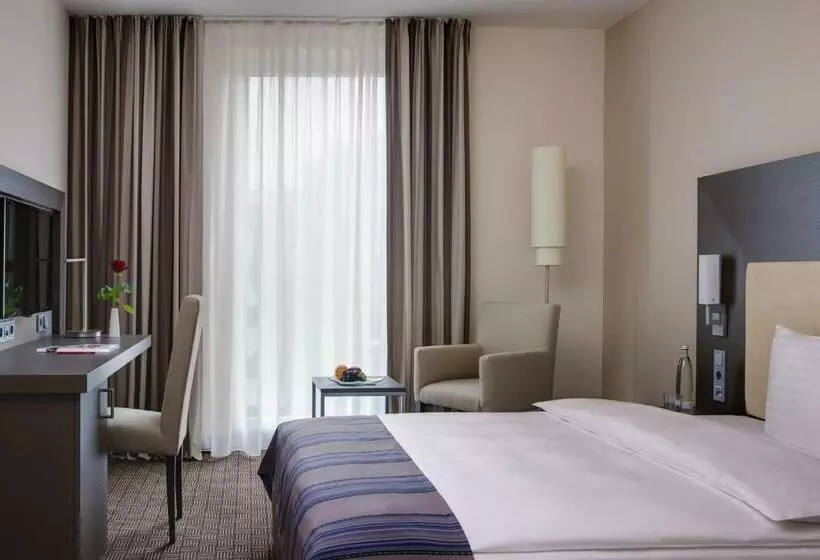 اتاق کلاس بیزنس, Intercityhotel Bonn