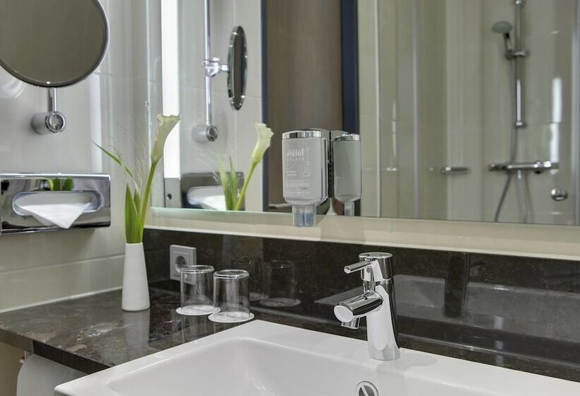 Номер бизнес-класса, Intercityhotel Bonn