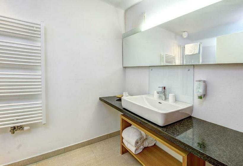 غرفة ديلوكس مزودة بشرفة, Alpenparks Hotel Maria Alm