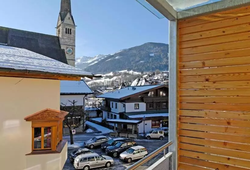 バルコニー付きスタンダードルーム, Alpenparks Hotel Maria Alm