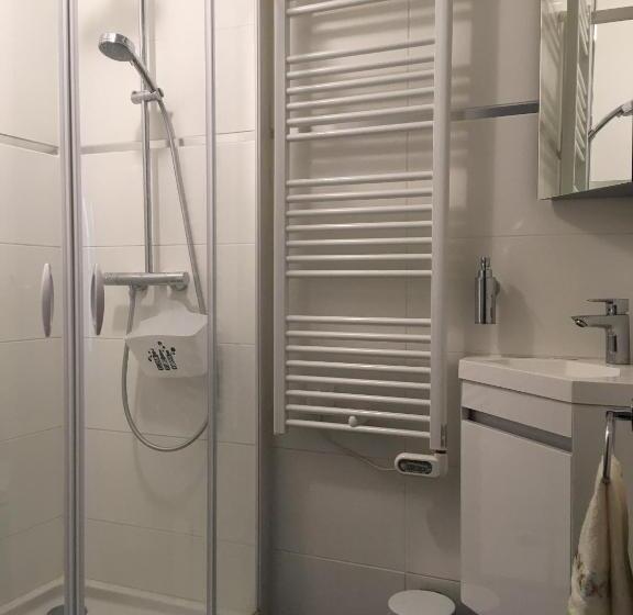 Standardrum, Laurina Chambre, Sdb, Terrasse, Arrivée Autonome