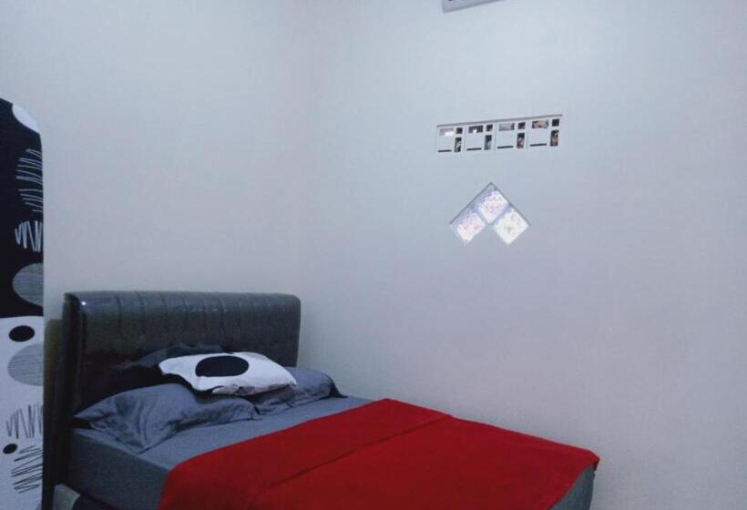 خانه 3 خوابه, Griya Pas Pangandaran