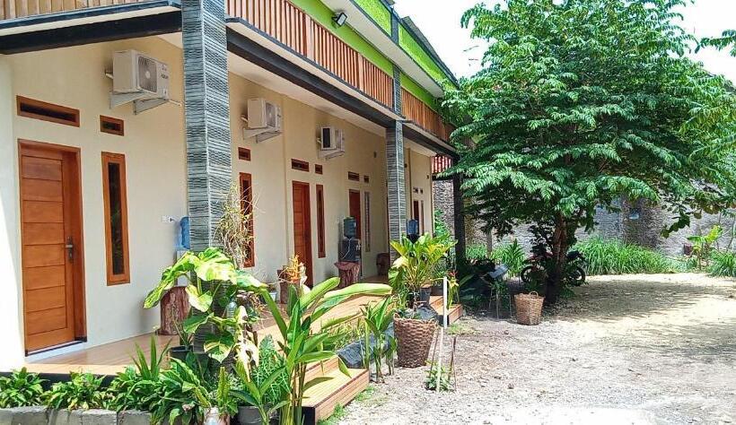 اتاق لوکس, Griya Pas Pangandaran